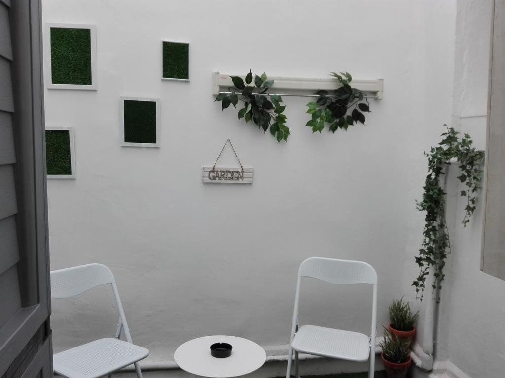 Pension Travesia Del Laurel Logroño Buitenkant foto